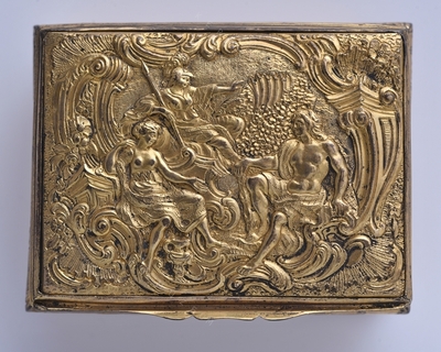 Snuffbox