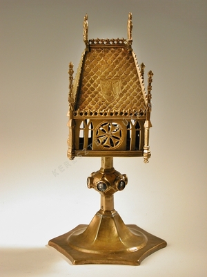 Ereklyetartó, zománcképekkel