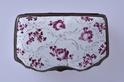 Snuffbox