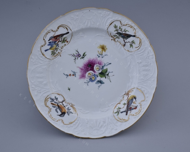 Plate