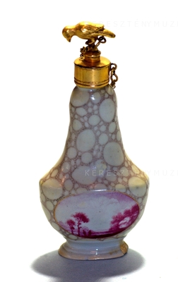 Perfume bottle