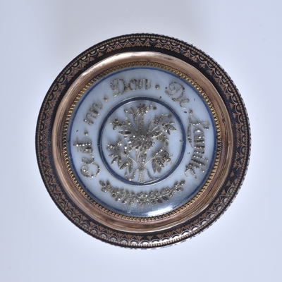 Snuffbox