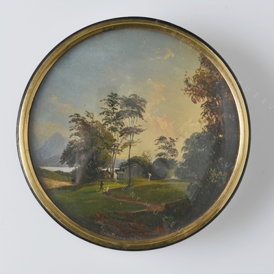 Snuffbox