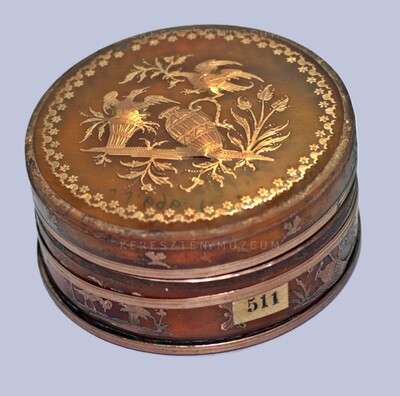 Snuffbox
