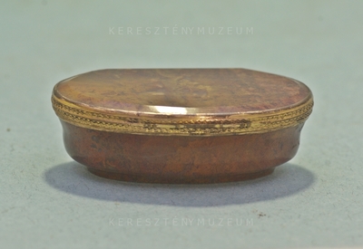 Snuffbox