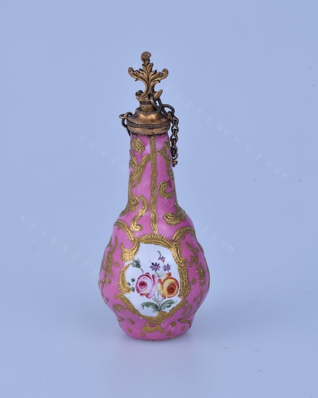 Perfume bottle
