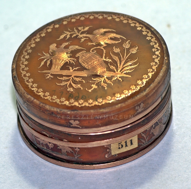 Snuffbox