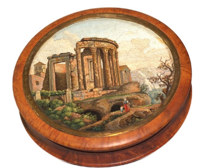 Snuffbox