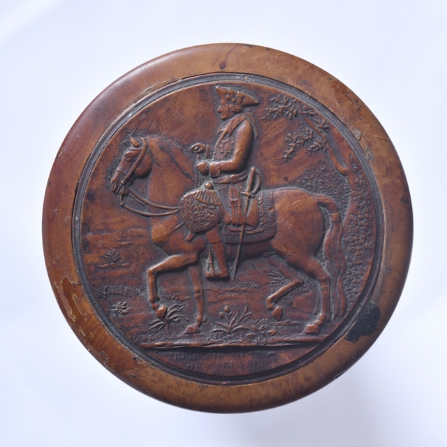 Snuffbox