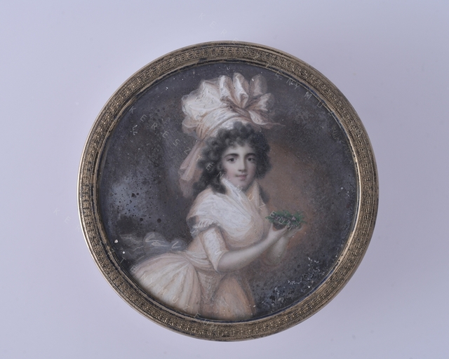 Snuffbox