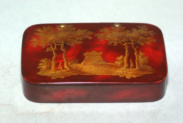 Snuffbox