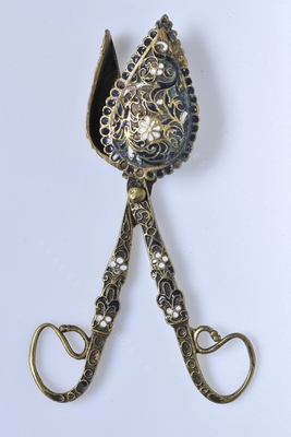 Candle snuffer
