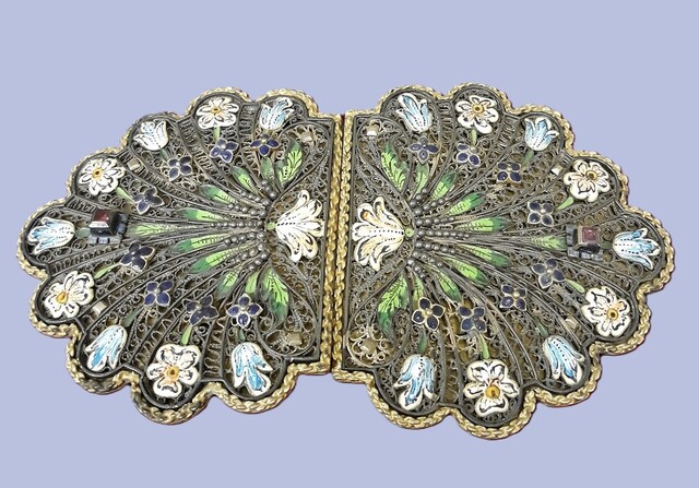 Belt buckle
