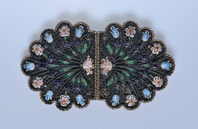 Belt buckles pair 