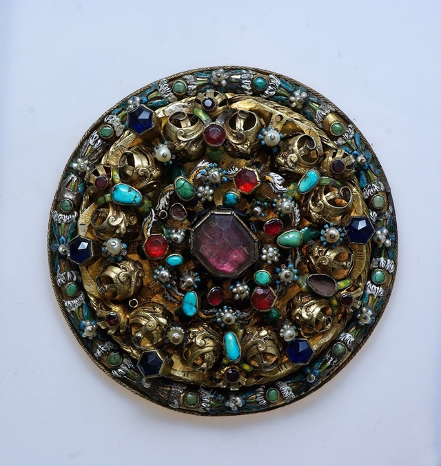 Clasp