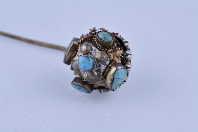 Hairpin / veil pin