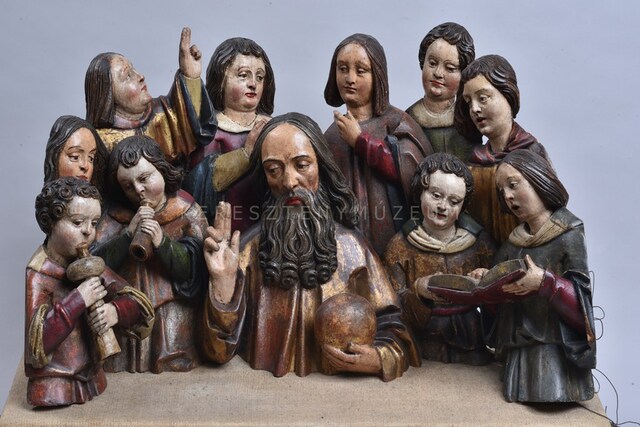 The Lord with a chorus of angels